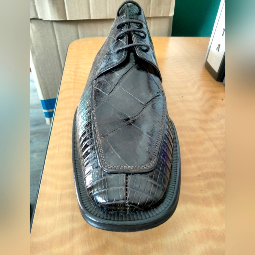 Dress shoes